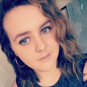 Meet your Posher, Caylee